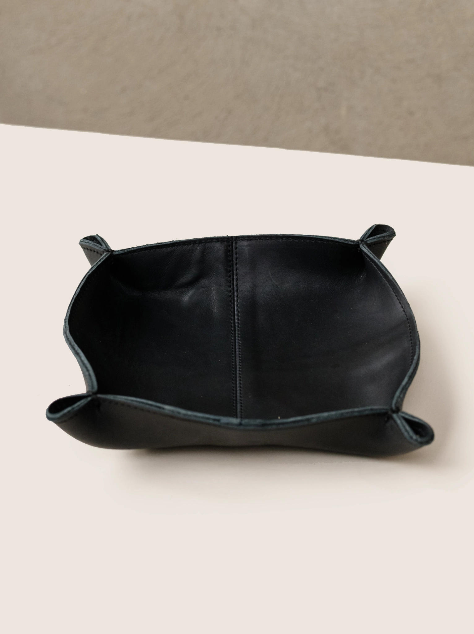 Andy Valet Tray