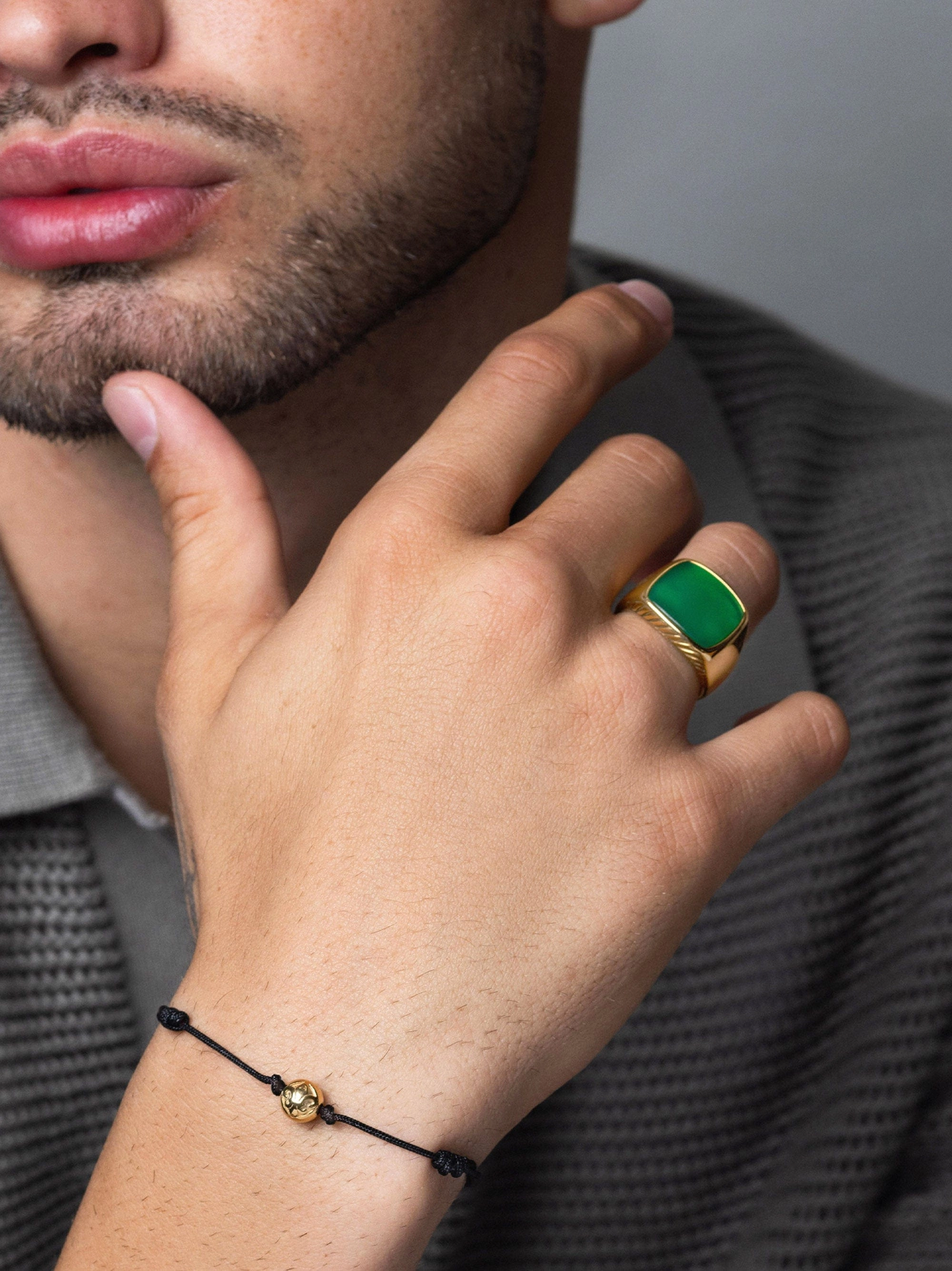 Gentlemen's Gold Signet Ring with Green Agate