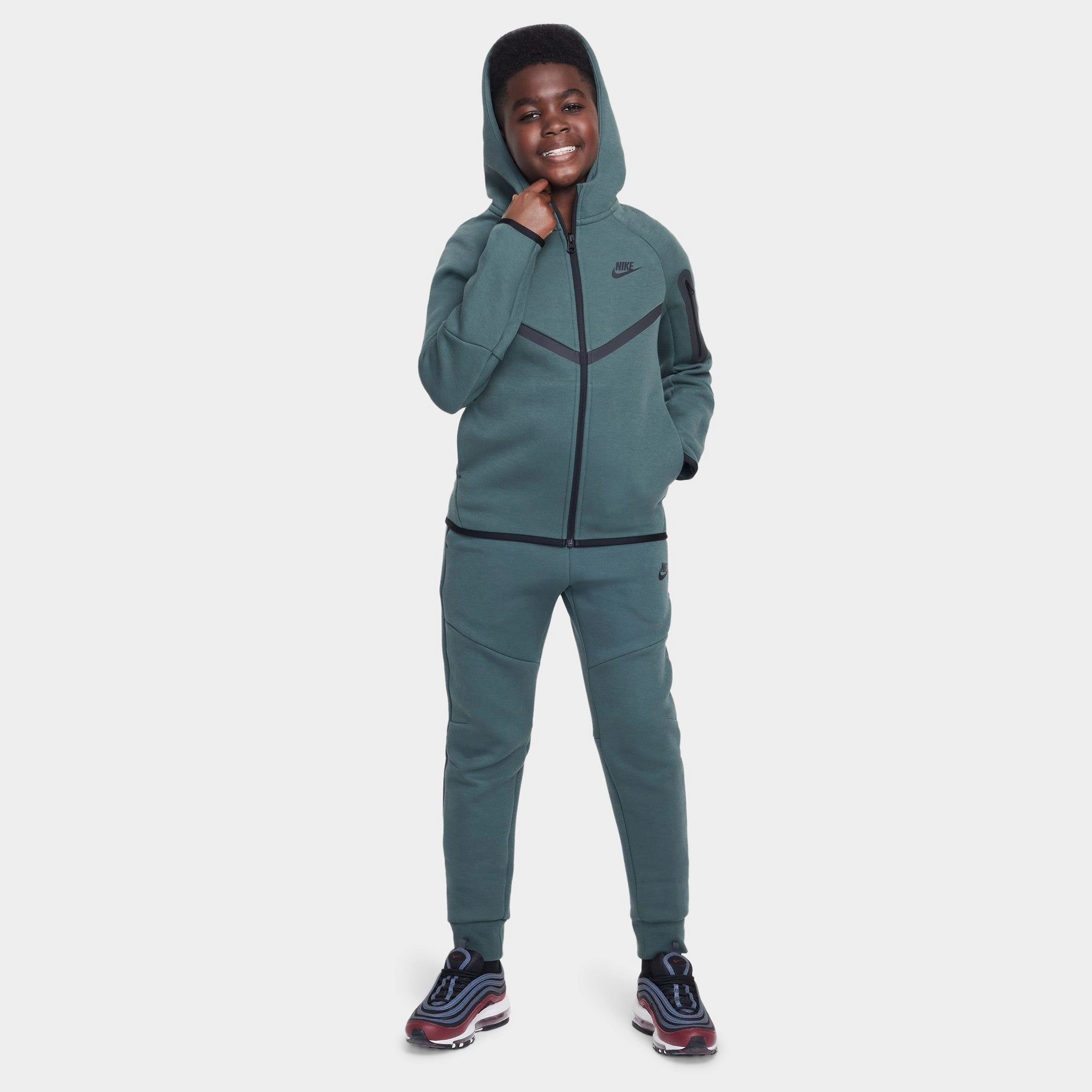 Nike Sportswear Junior Boys' Tech Fleece Hoodie / Vintage Green