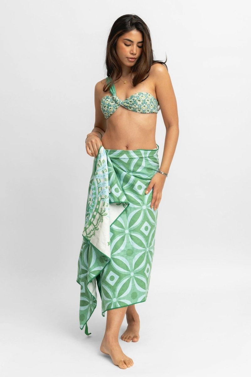 Reversible Packable Beach Towel / Palmera FINAL SALE