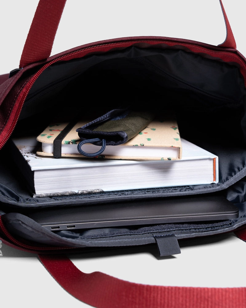 (R)evolution™ 25L Convertible Carryall