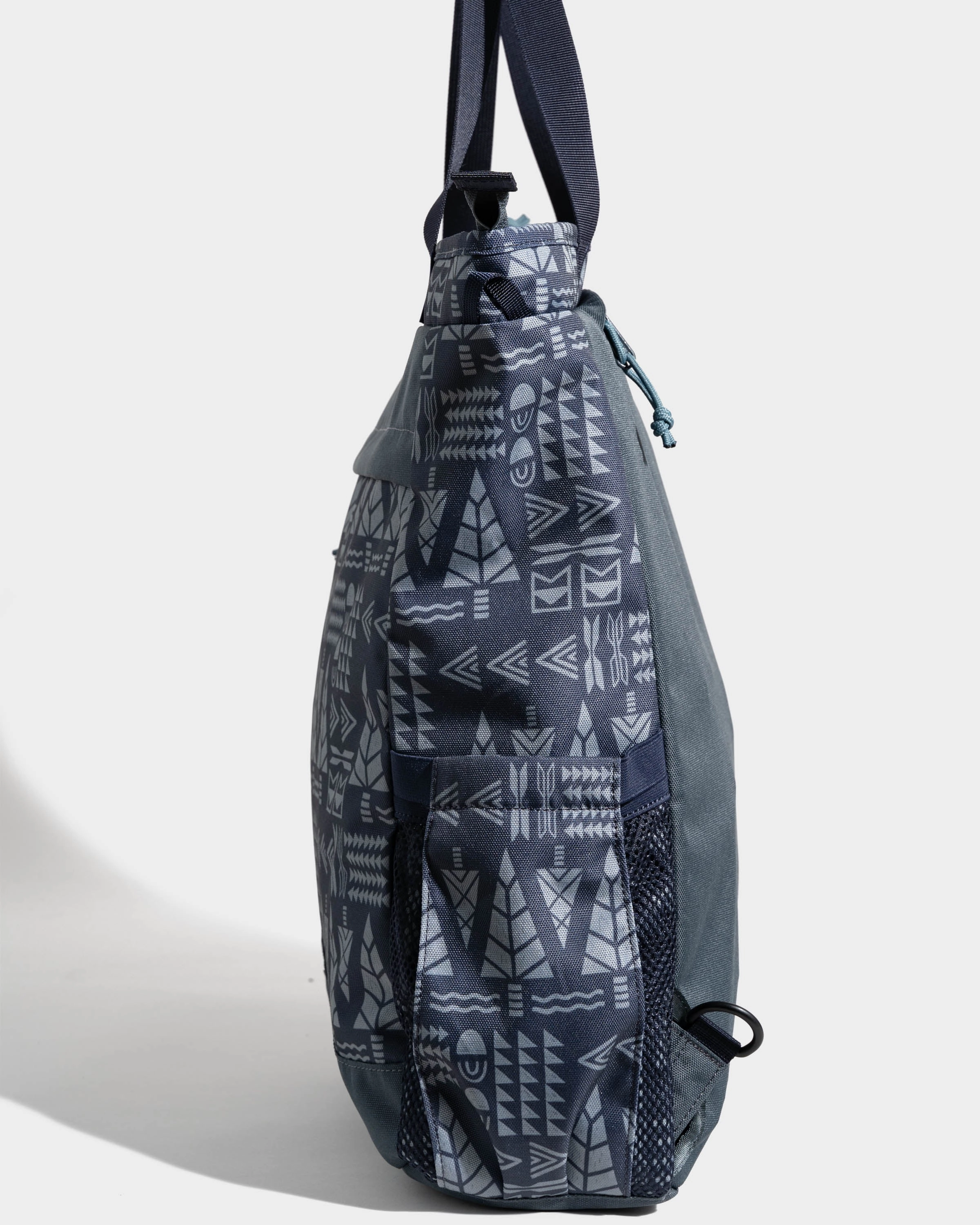 (R)evolution™ 25L Convertible Carryall