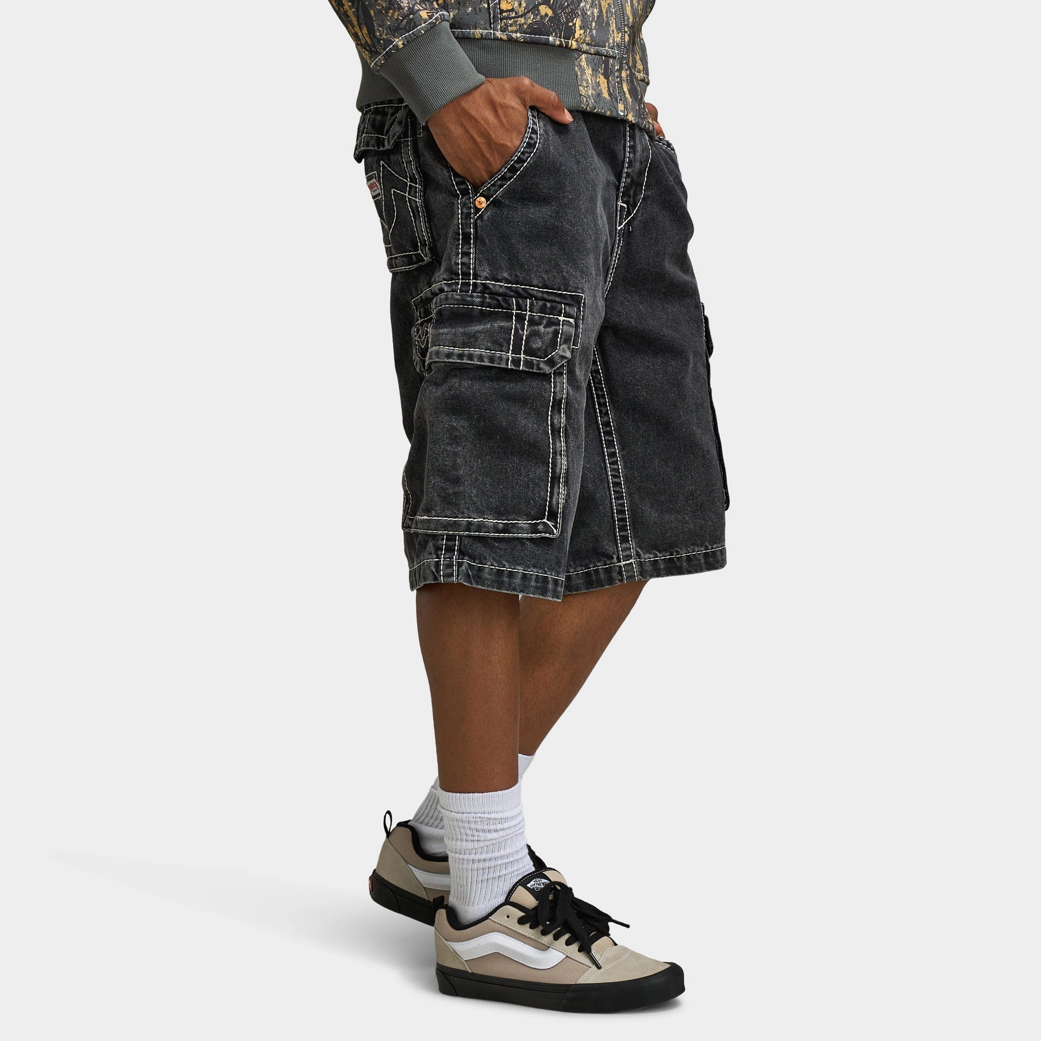True Religion Big T Vinny Cargo Denim Shorts / Bullet Black Wash